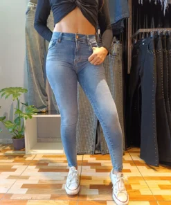 SKINNY CHUPIN GISELLE